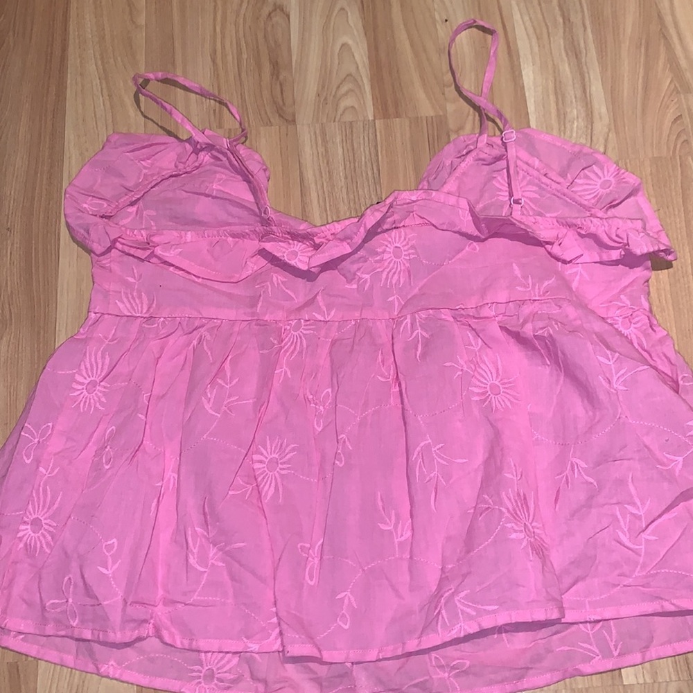 Vero Moda | pink floral embroidered tank top size medium - Picture 4 of 6